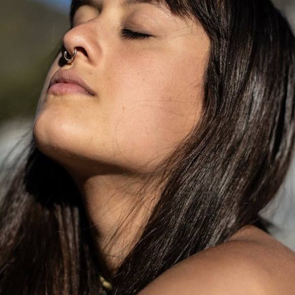 Meet your Posher, Bianca - Picture 1 of 1